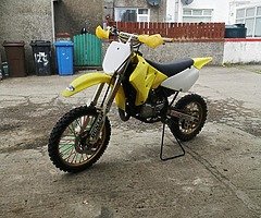 2004 RM 85