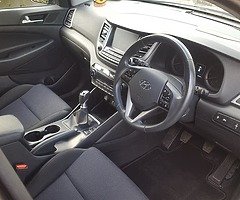 152 hyundai tucson - Image 6/8