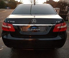 Mercedes E350 sport blue efficiency - Image 5/9