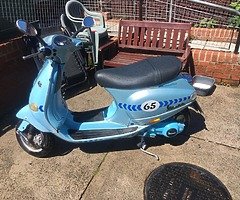 2006 Vespa ET