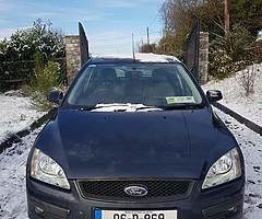 06 Ford Focus 1.4p with NCT
