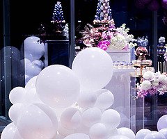 Balloon decoration