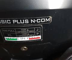 Motorbike helmet - Image 4/6