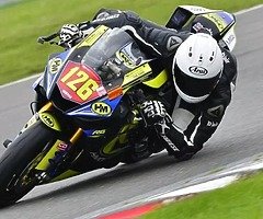 Yamaha r6 superstock