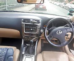 vand schimb lexus is 2200b ofer maxim 500 la ce va mai bun