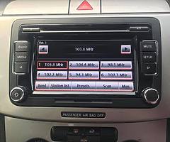 Volkswagen touchscreen radio