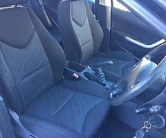 Peugeot 308 1.6 HDI S. Manual2011. New 2 year Nct. Taxed end 9/10. 138k klms.  Full Service history. - Image 5/10