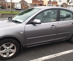 2004 Mazda 3 - Image 3/8