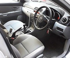 Mazda 3 - Image 6/10