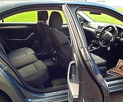 2016 skoda superb 2.0 automatic - Image 7/9