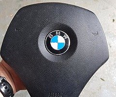 BMW e90 2.0i all parts - Image 3/4