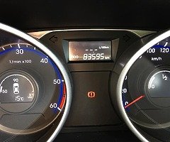 Hyundai CRDI IX35 - Image 9/9