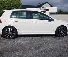 Volkswagen - Image 3/10