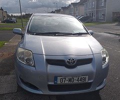07 toyota aruis
