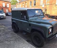 2010 Land Rover Defender 90 - Image 3/8