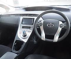 Toyota Prius. 2014 - Image 5/7