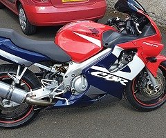 2002 Honda CBR - Image 8/8