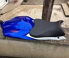Complete GSXR 750 tail end - Image 3/3