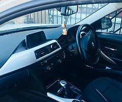 BMW 320D F30 EFFICIENT DYNAMICS - Image 4/8
