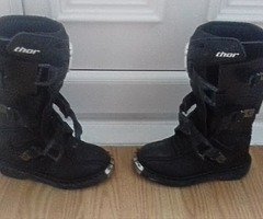 Thor blitz kids mx boots size 1