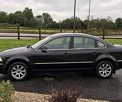 2004 Volkswagen Passat - Image 3/6