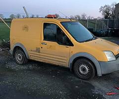 2003 connect t200 swb starts drives on butten for parts are repair - Image 3/3