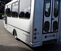 07 Iveco mini bus 24 seater