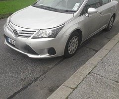 2015 toyota avensis