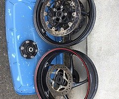 wheels and discs for sale for various bikes