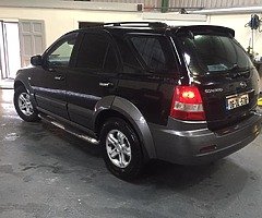 2006 kia sorrento commercial