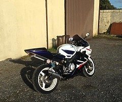 Honda cbr 600f4i sport..