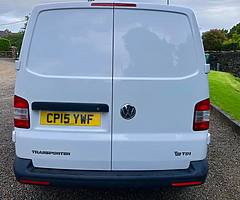 2015 Volkswagen Transporter - Image 6/10