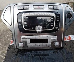 Ford Mondeo Interior/Alloys - Image 4/8