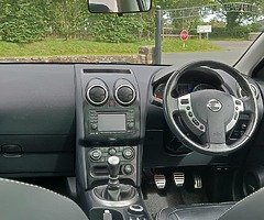 Nissan Quashqai 1.6dci Tekna 130bhp 2wd/4x4 - Image 4/10