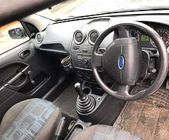 Ford Fiesta - Image 4/10