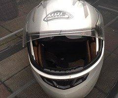 Motorcycle helmet