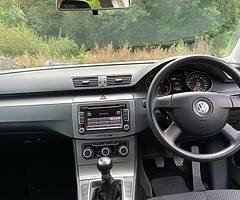 2010 volkswagen passat 2.0 tdi - Image 8/10