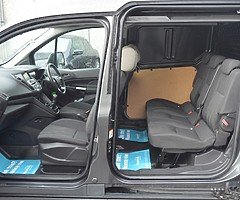 Ford Transit Connect - Image 8/10