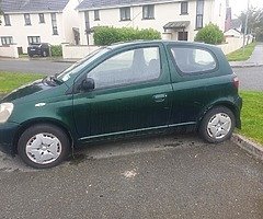 01 toyota yaris - Image 5/6