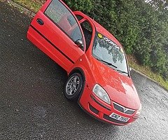 Corsa 1.2 petrol good wee car clean and mot till Feb 350 ono - Image 6/6
