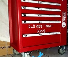 BRAND NEW GERMAN TOOL TROLLEYS INCLUDING 356 TOOLS 6 DRAWERS + SIDE CABINET
FREE DELIVERY