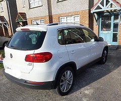 VW TIGUAN SPORT TDI 2.0 Blue Motion - Image 3/6