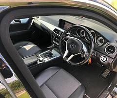 2011 Mercedes-Benz C-Class - Image 8/10