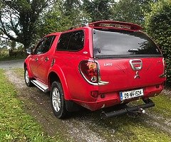 09 Mitsubishi L200 Animal