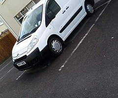  - Image 3/4