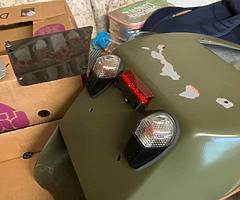 Streetfighter seat unit