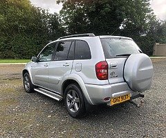 2005 Toyota RAV4 - Image 4/7