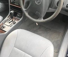 Mercedes Eclass 2.7 Diesel - Image 5/5