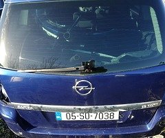 Opel Zafira for parts