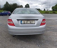 Mercedes C-Class - Image 4/9